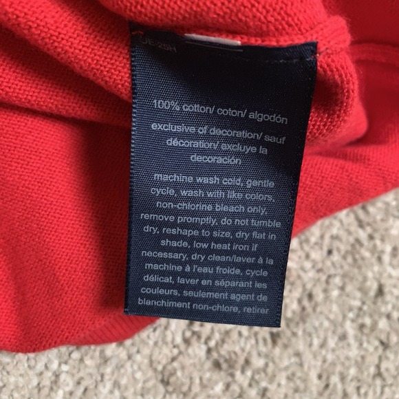 Tommy Hilfiger Vneck Lightweight Sweater Red Snowflake Winter‎ Womens? Large - Picture 5 of 6